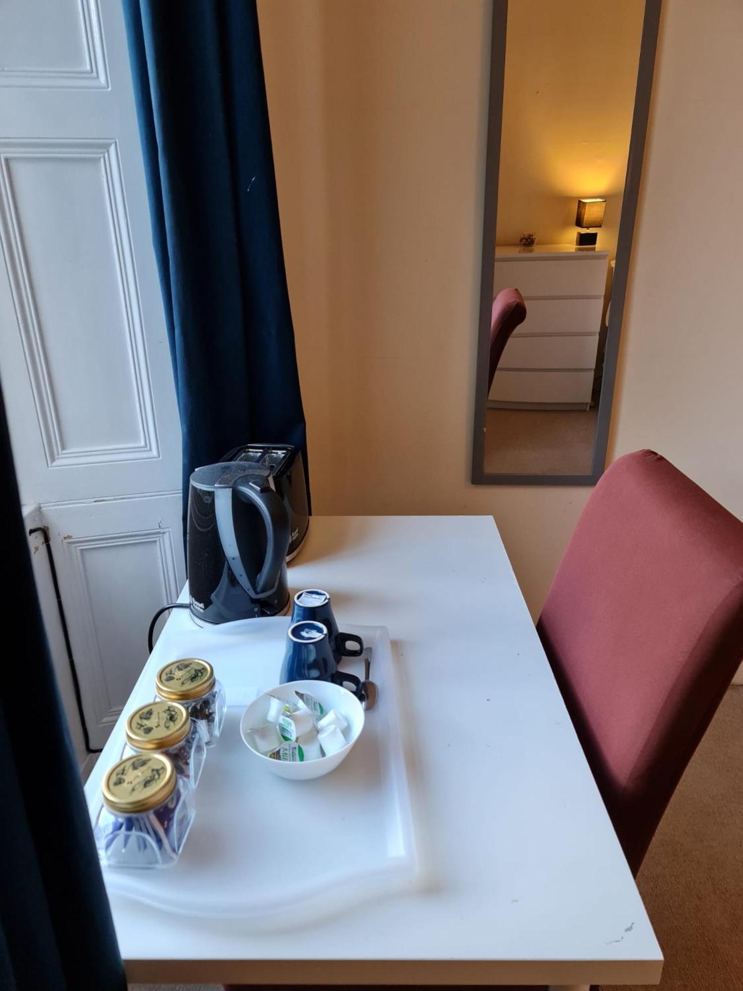 Haymarket Station Rooms Единбург Екстер'єр фото