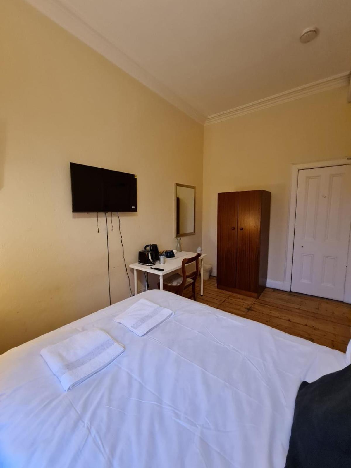 Haymarket Station Rooms Единбург Екстер'єр фото
