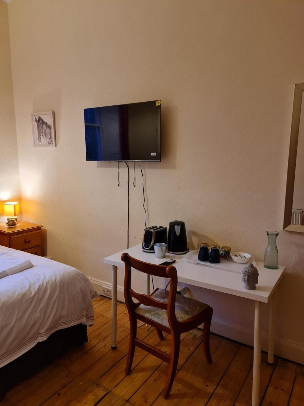 Haymarket Station Rooms Единбург Екстер'єр фото