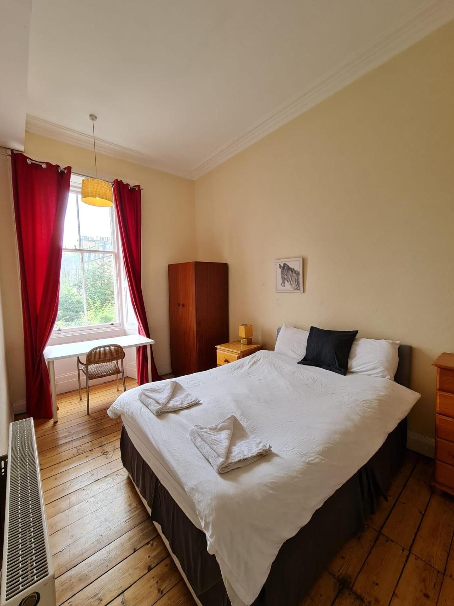 Haymarket Station Rooms Единбург Екстер'єр фото
